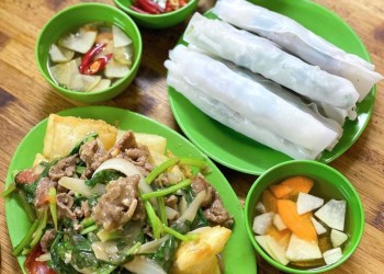 Phở cuốn Ngũ Xã: Hương vị Hà Nội quyến rũ thực khách