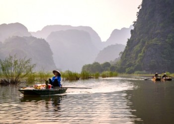 Kinh Nghiệm Du Lịch Thung Nắng: Hướng Dẫn Hoàn Chỉnh Cho Chuyến Đi Tuyệt Vời