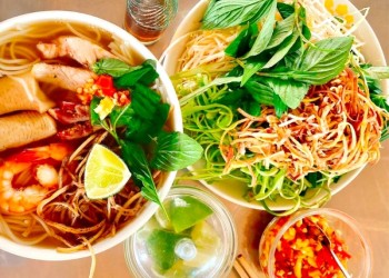 Bún Nước Lèo Sóc Trăng: Hương Vị Đậm Đà, Nét Đặc Trưng Tây Nam Bộ