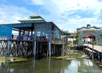 Chuồn Lagoon: Trải nghiệm ẩm thực Huế trên nhà hàng nổi độc đáo