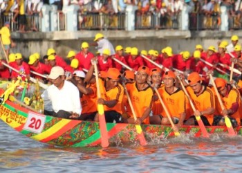 Lễ hội Ok Om Bok Sóc Trăng: Nét đẹp tín ngưỡng độc đáo của người Khmer