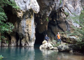 Hang Thủy Cung Quảng Bình: Kỳ quan thiên nhiên ngoạn mục, vẻ đẹp huyền ảo