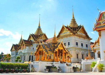 Wat Pho: Nét đẹp lung linh của tượng Phật dát vàng khổng lồ