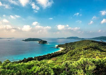 Okinawa: Viên ngọc quý ngoài khơi Nhật Bản – Khám phá vẻ đẹp hoang sơ và văn hóa độc đáo.