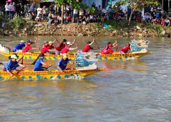 Lễ hội đua thuyền Bình Định: Khám phá nét văn hóa độc đáo và sôi động