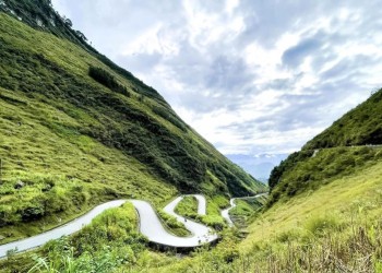 Lang thang Hà Giang: Hành trình khám phá vẻ đẹp hùng vĩ của cao nguyên đá