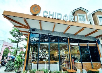 CHIDORI Coffee Tea: Điểm hẹn lý tưởng cho hội bạn thân, chill hết nấc với cà phê ngon và trà thơm.