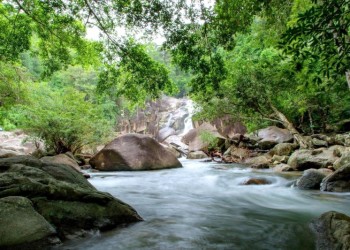 Thác Bà Tánh Linh – Nét đẹp hoang sơ giữa núi rừng Bình Thuận