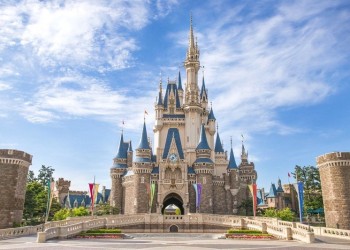 Tokyo Disneyland: Hành trình vào thế giới cổ tích và niềm vui bất tận