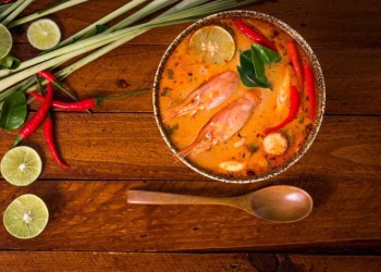 Tomyum: Hương vị Thái Lan khó quên, tinh hoa ẩm thực thu hút du khách.