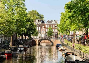 Amsterdam: Nét đẹp trữ tình của thành phố cổ kính