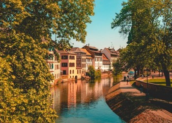 Strasbourg Cổ kính: Vẻ đẹp Ưu tư, Hoài niệm Vượt Thời Gian