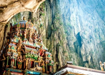 Khám phá hang động Batu: Hành trình kỳ thú đến Malaysia