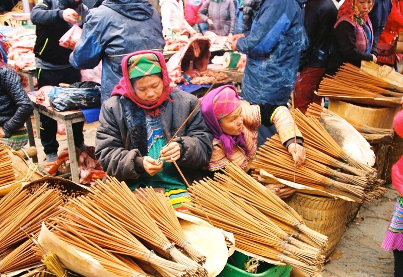 Nhang núi cao, lưu hương bền bỉ.