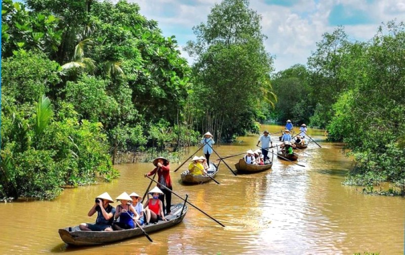 Khám phá Vĩnh Long: Nét đẹp văn hóa sông nước miền Tây.