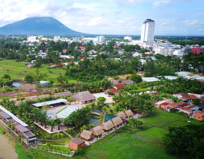 Sông Quê đẹp lung linh từ trên cao.