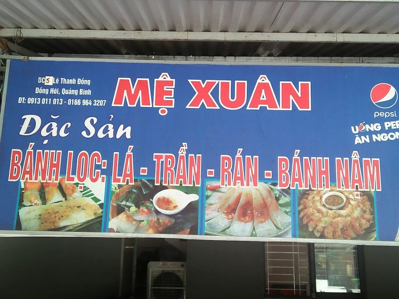 Quán bánh bột lọc Mệ Xuân: địa điểm ăn vặt nổi tiếng Quảng Bình.