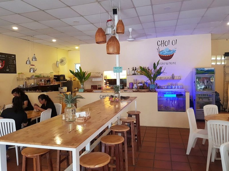 Choi Oi Cafe: Không gian ấm cúng, đơn giản.