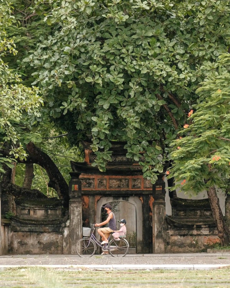 Ninh Bình: Nơi lịch sử ngàn năm ẩn mình trong kiến trúc cổ kính, khiến bạn phải trầm trồ.