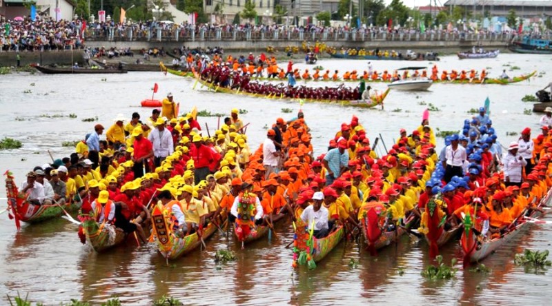 Lễ hội Ok Om Bok Sóc Trăng thắt chặt tình đoàn kết, gắn kết cộng đồng, lan tỏa yêu thương.