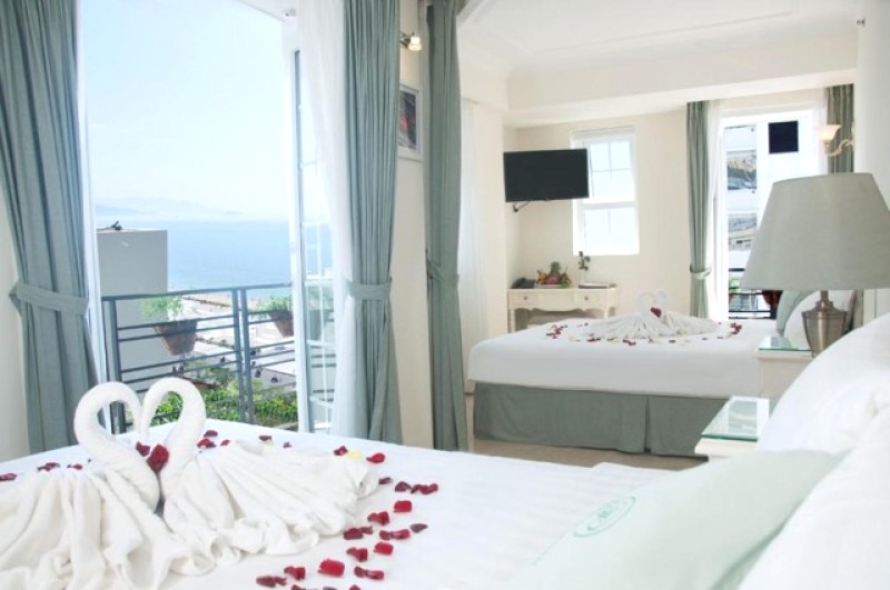 Suite hướng biển, ban công view biển thơ mộng.