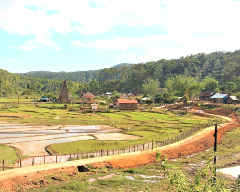 Kon Bring hoang sơ, thơ mộng.