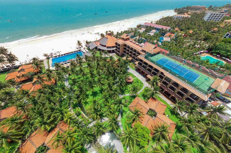 Seahorse Resort & Spa: Không gian xanh mát, rộng lớn.