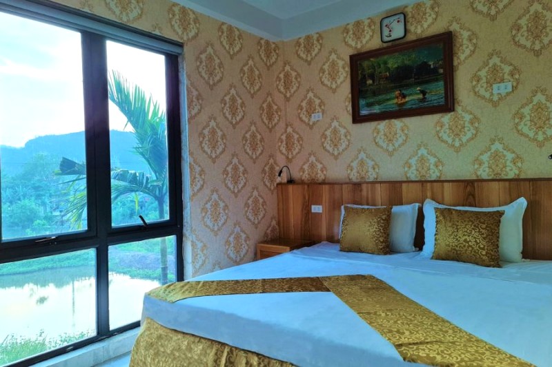 Phòng Standard tại Cozynibi Hotel nhỏ gọn nhưng đầy đủ tiện nghi.