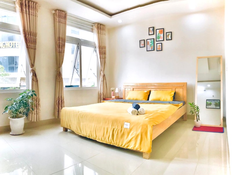 Homestay Da Nang, sáng thoáng, đầy nắng.