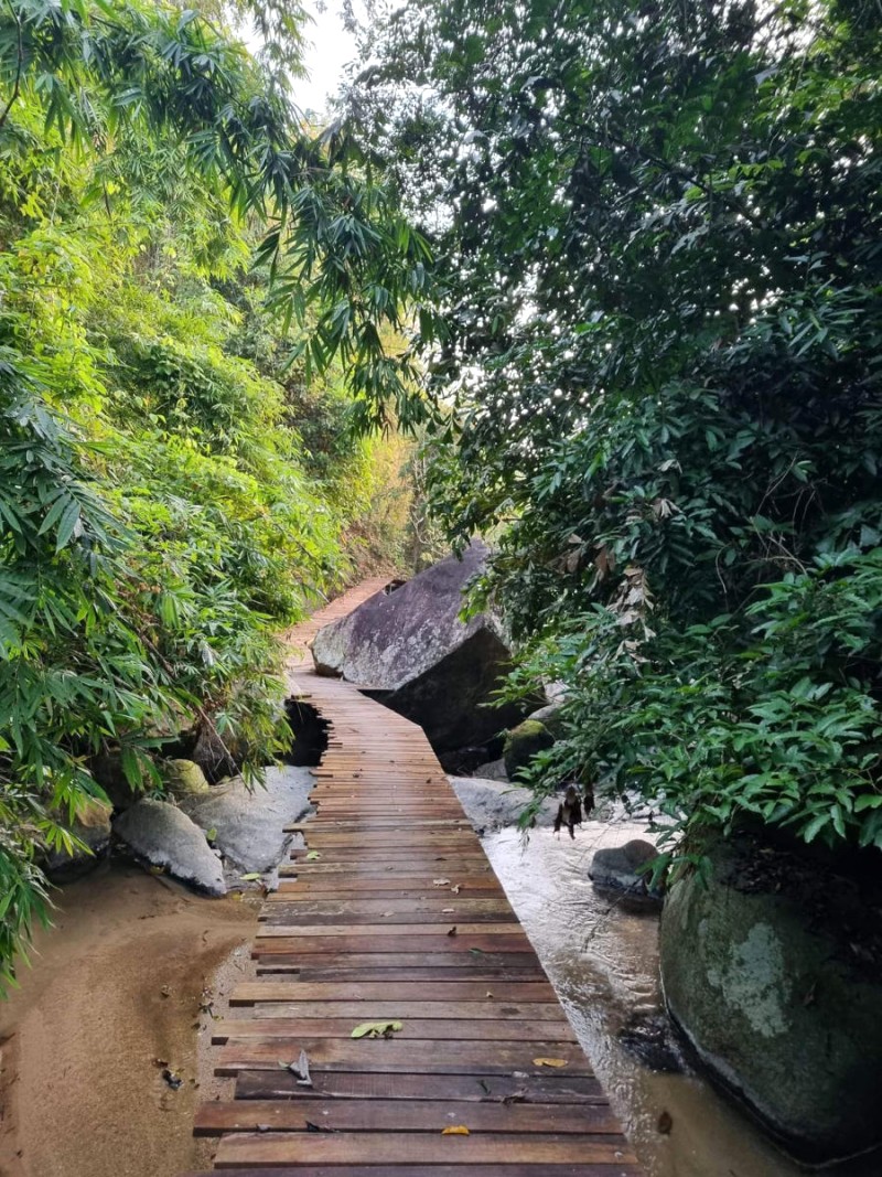 Nha Trang? Tới Làng Nhỏ, Hồ Láng Nhớt nghỉ dưỡng tuyệt vời!