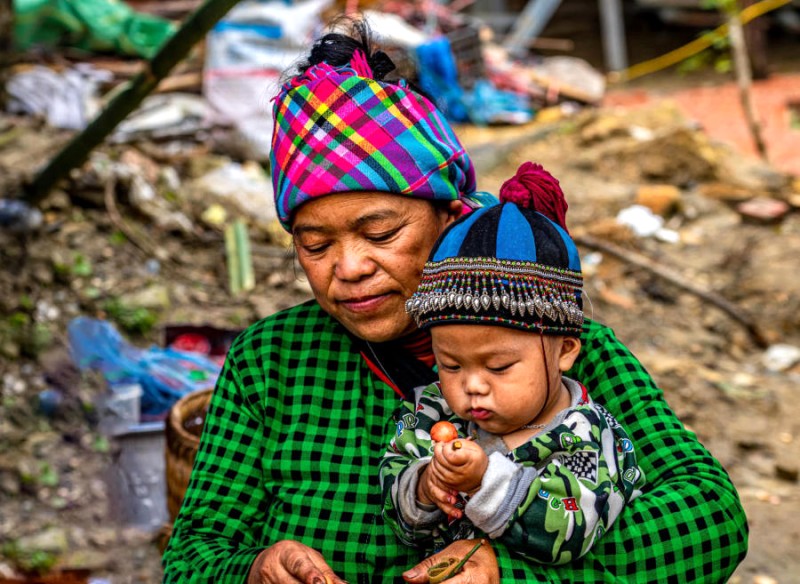 Chợ phiên Y Tý nhộn nhịp mỗi ngày, thu hút đông đảo người dân địa phương đến mua bán, trao đổi hàng hóa.