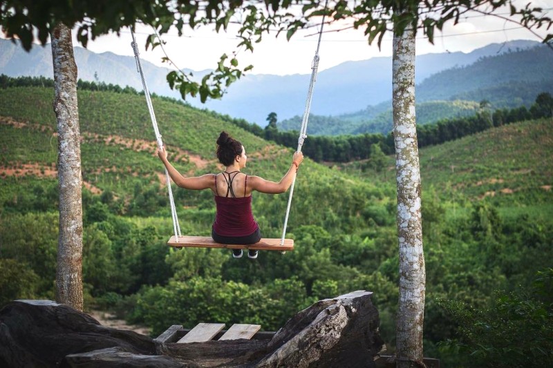 Xích đu giữa trời, điểm nhấn của Wild Boar Eco Farm.