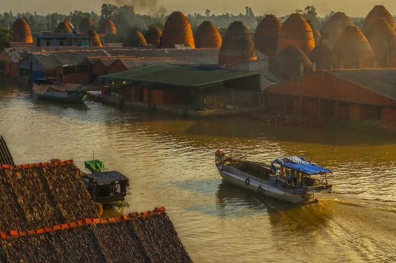 Làng gạch Long Hồ: Vương quốc đỏ ở Vĩnh Long