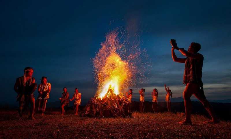 Lễ hội cồng chiêng: nét văn hóa Tây Nguyên.