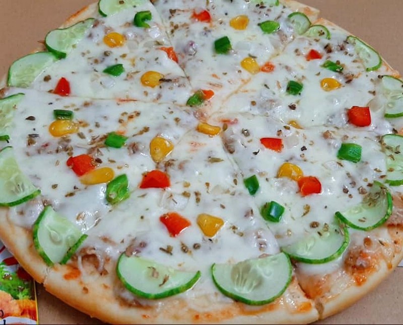 Pizza rau củ phô mai chay