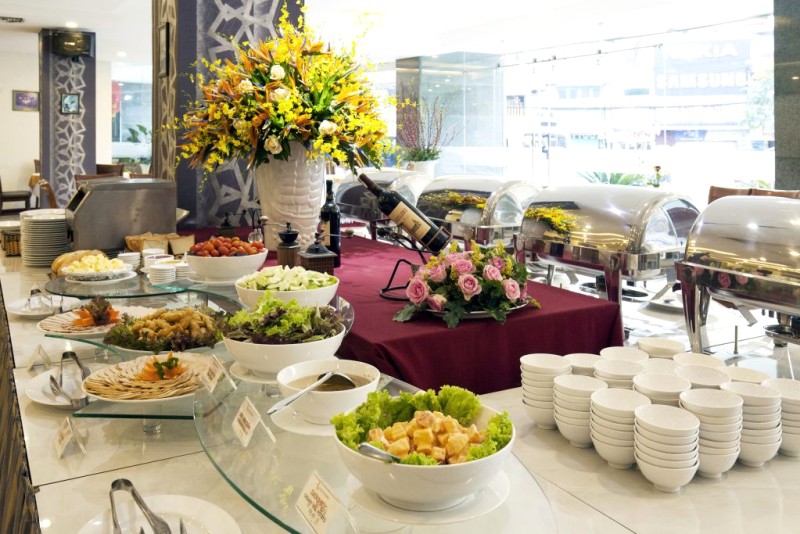 Bữa tiệc buffet: Nạp năng lượng cho ngày mới!