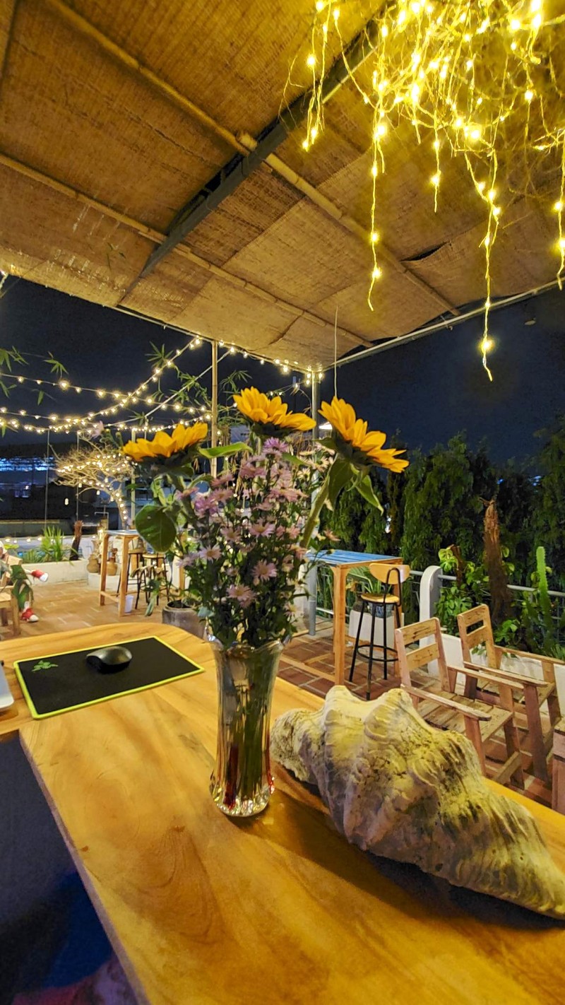 Chill đỉnh cao Trọc Skybar.