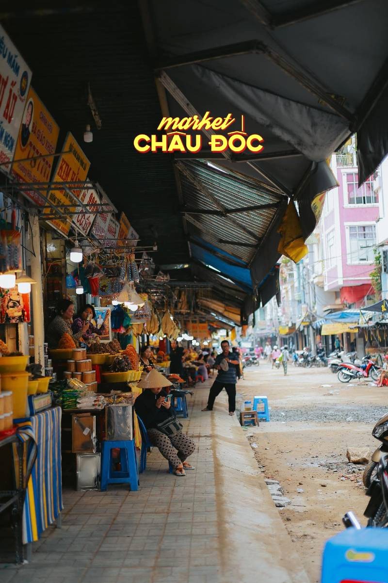 Chợ Châu Đốc: Vương quốc mắm miền Tây