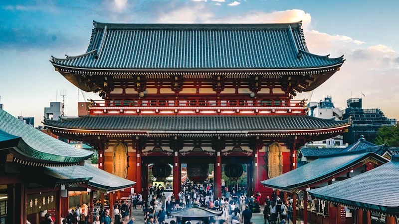 Asakusa đẹp nhất vào mùa xuân.