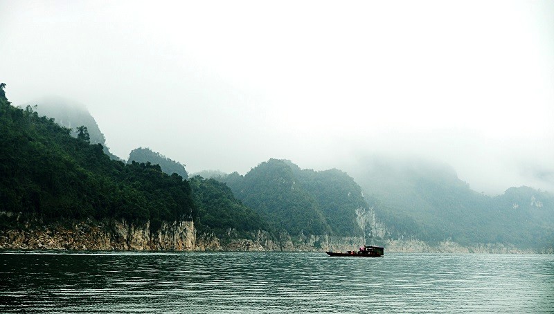 Thung Nai: Bồng lai tiên cảnh giữa đời thường.