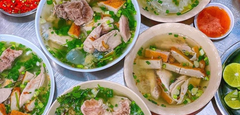 Bánh canh chả cá Nha Trang: thơm ngon, hấp dẫn du khách.