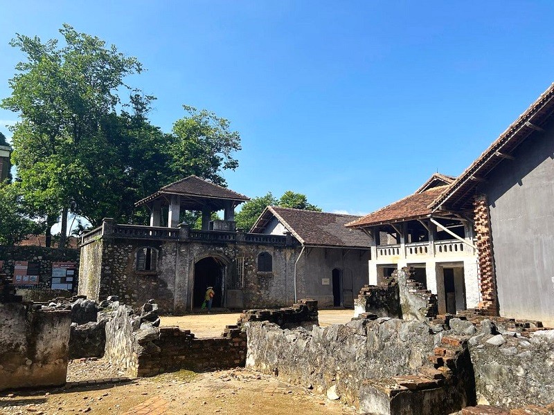 Nhà tù Sơn La (1908) - Di sản thực dân Pháp.