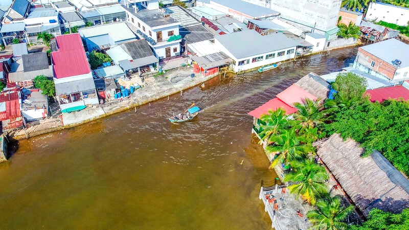 Làng chài Hàm Ninh yên bình, trái ngược với nhịp sống sôi động ở trung tâm Phú Quốc.