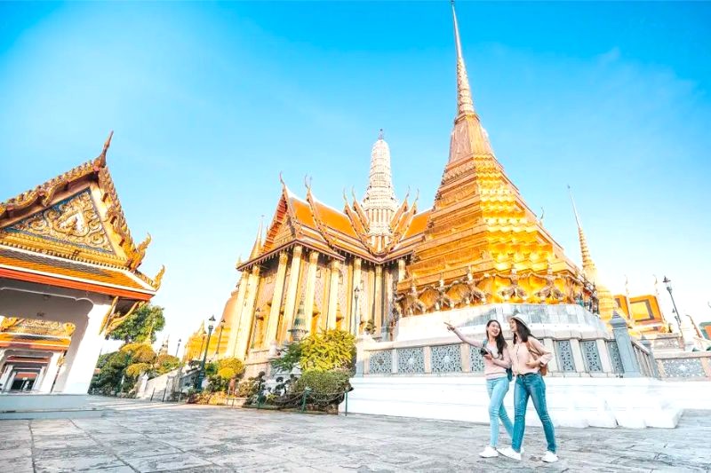 Chùa Phật Ngọc tọa lạc trong khuôn viên Cung điện Hoàng Gia, Bangkok.