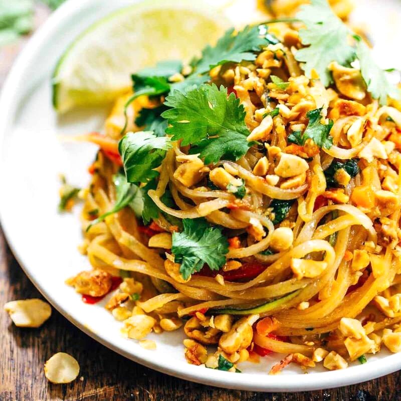 Pad Thai đơn giản, nguyên liệu dễ kiếm.