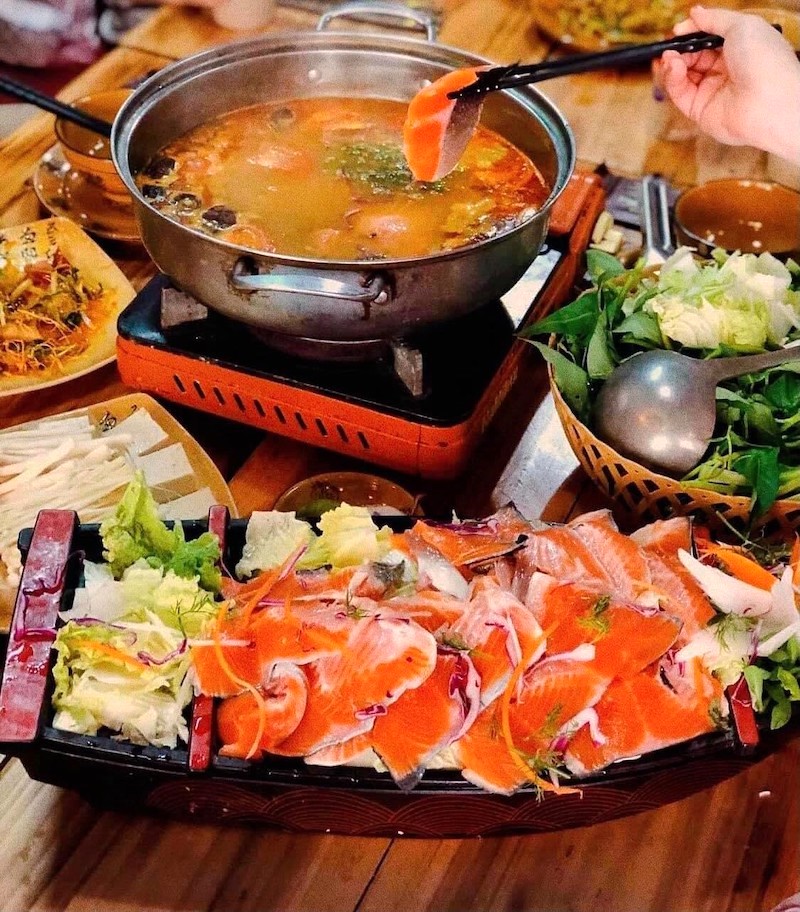 Cá hồi Sapa ngon tuyệt với nhiều cách chế biến: sashimi, lẩu, nướng, canh chua.