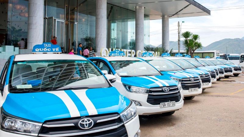 Taxi giúp bạn khám phá Ninh Thuận dễ dàng.