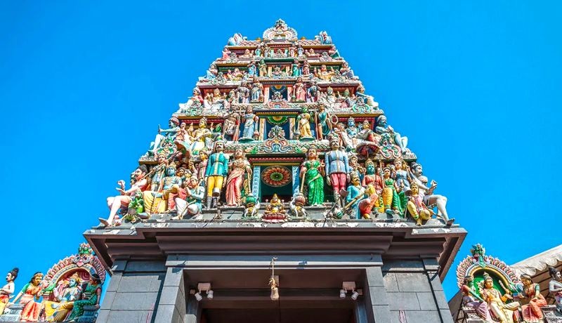 Sri Mariamman: Ngôi đền Ấn Độ tôn vinh nữ thần chữa bệnh.