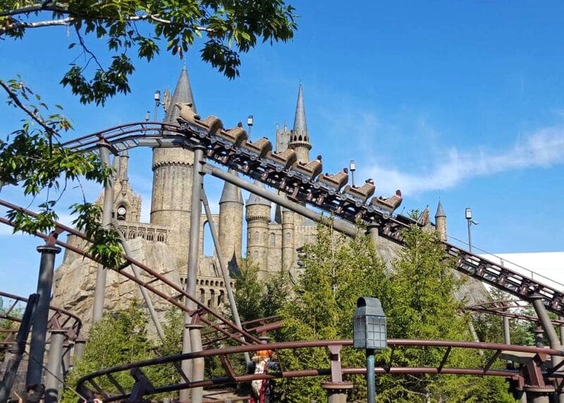 Harry Potter and the Forbidden Journey: Trò chơi hấp dẫn nhất tại Universal Studios Nhật Bản!