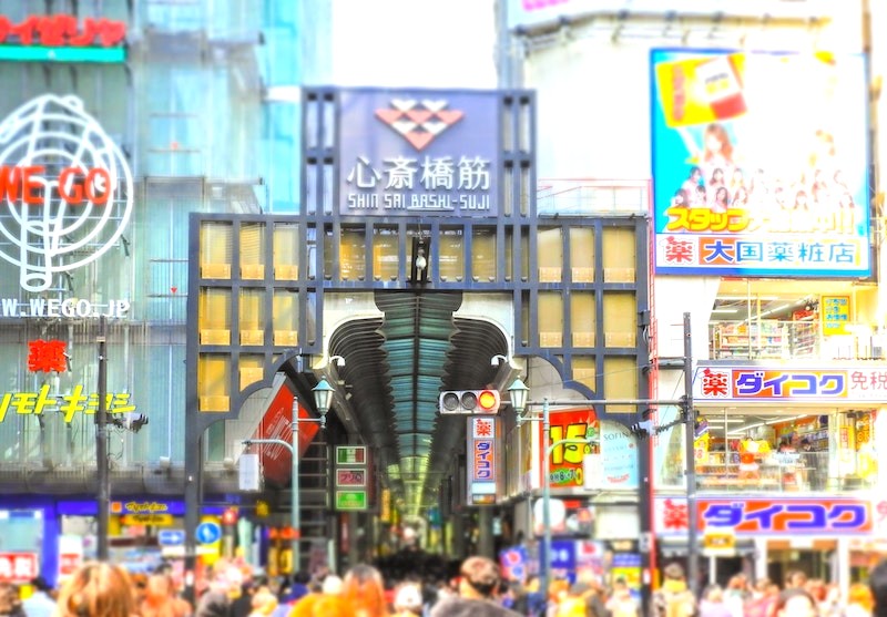 Dotonbori: Thiên đường ẩm thực đường phố thu hút du khách.